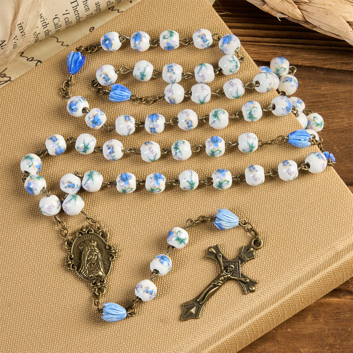 Immaculate Heart of Mary & Crucifix of 8 mm Round Floral Acrylic Alloy Chain Rosary