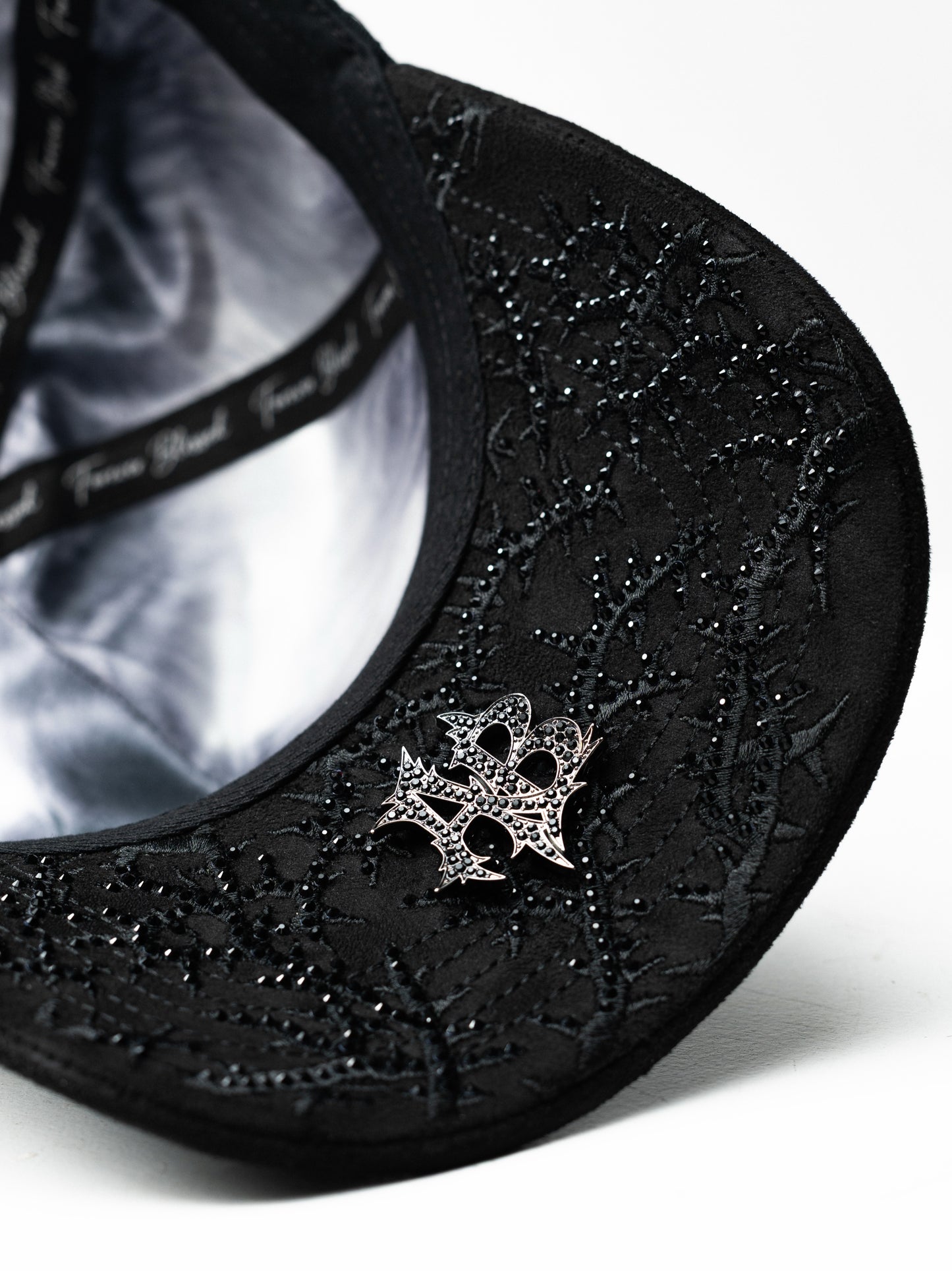 THORNED 24K BLACK GOLD
